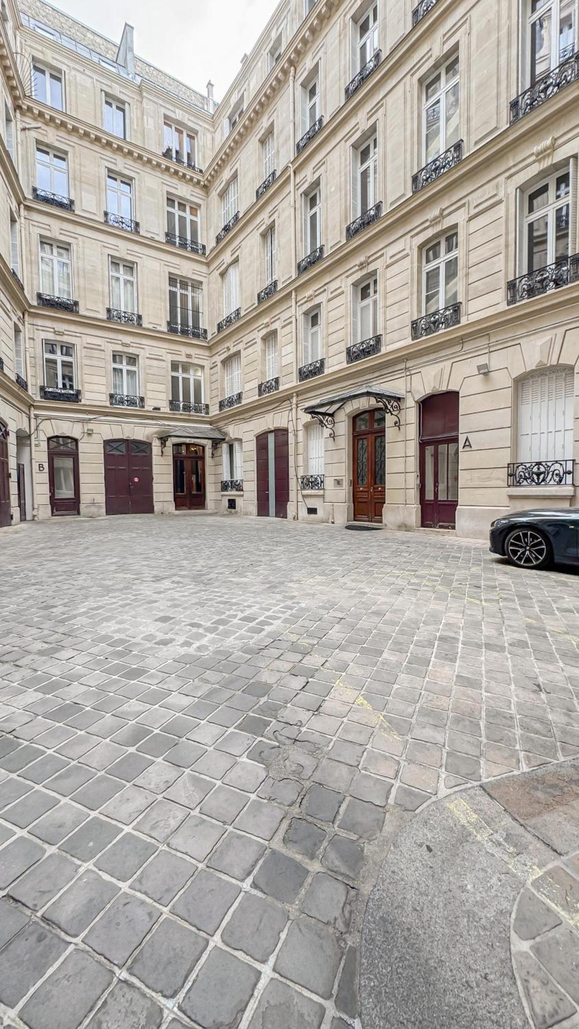 Apartment Monceau Secret - Proche Champs Elysees Et Monceau - Luxe Et 2 Personnes Paris